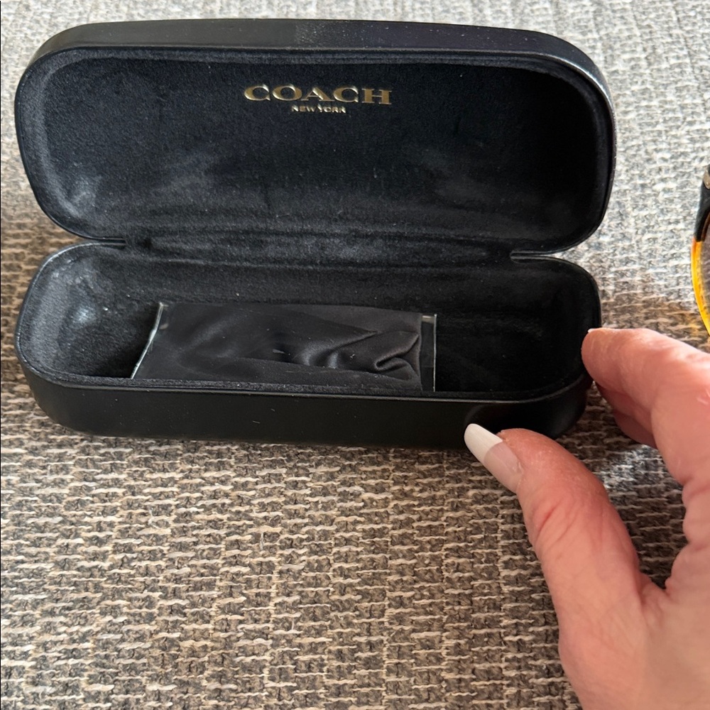 Coach Brown Tortoise Sunglasses - Picture 2 of 6